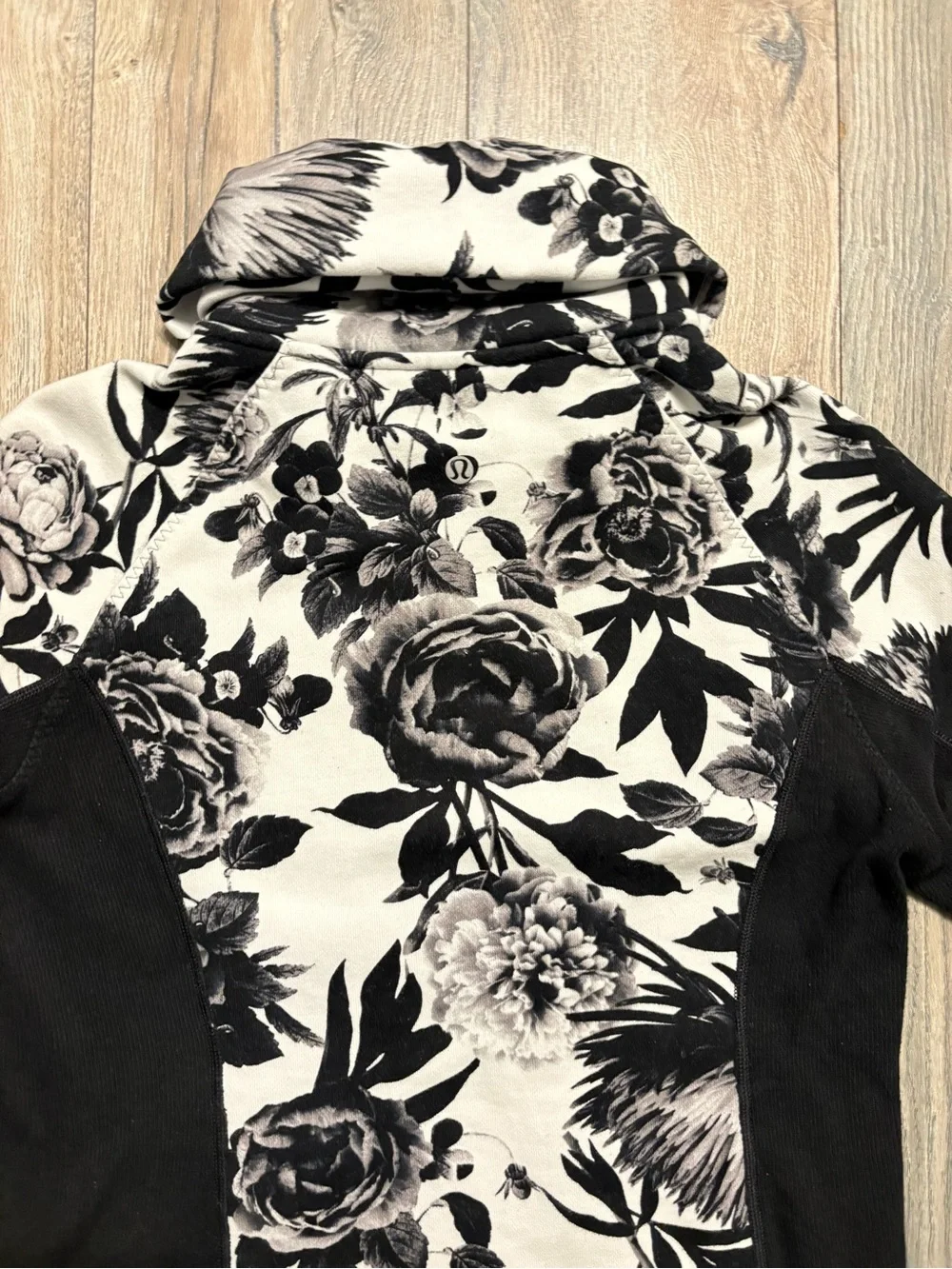 Lululemon floral scuba jacket